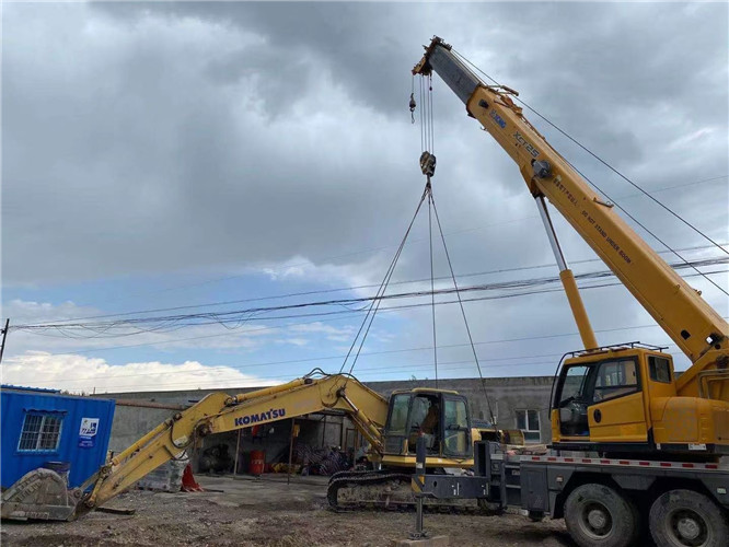 洛南县25吨吊车的工作半径是多少？