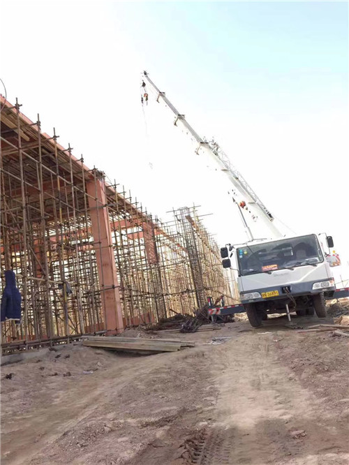 洛南县吊车作业的安全注意事项有哪些？